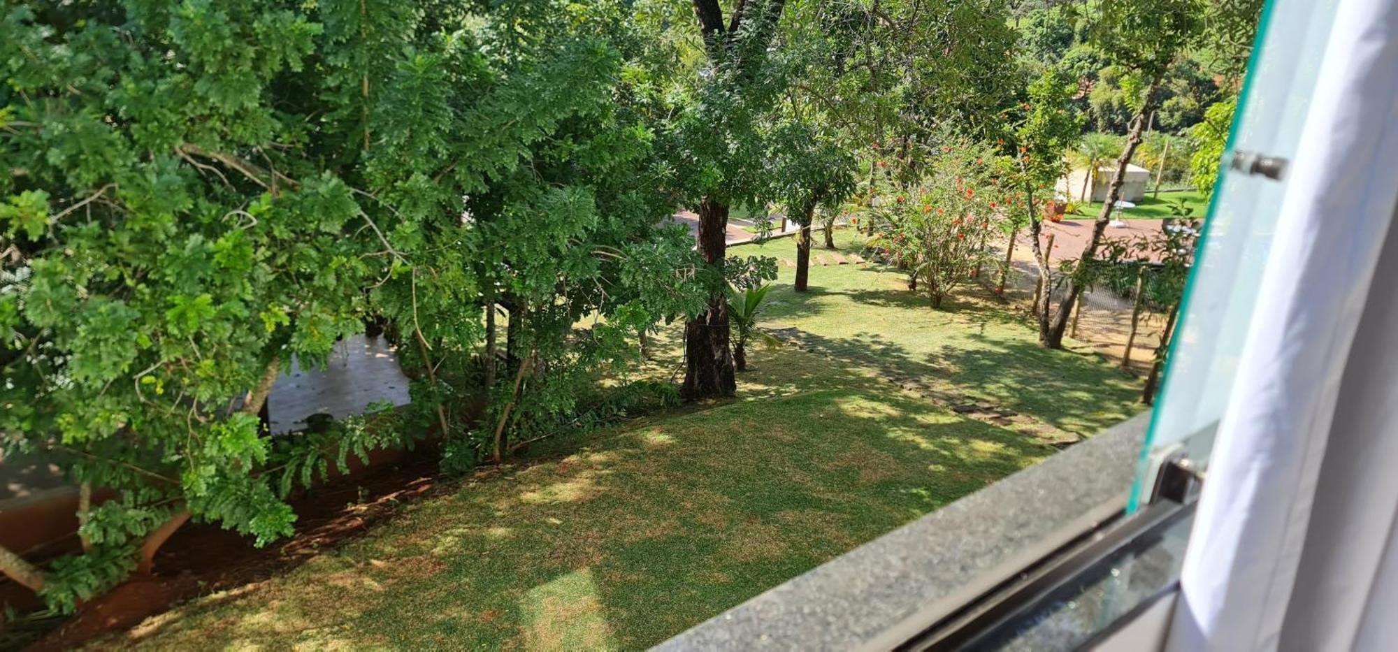 Pousada Descobrindo A Vida Brumadinho Exterior foto